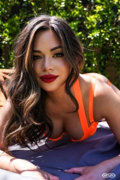 VR Porn Star Photo: Scarlett Alexis - 6
