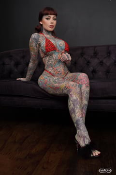 VR Porn Star Photo: Tigerlilly - 9