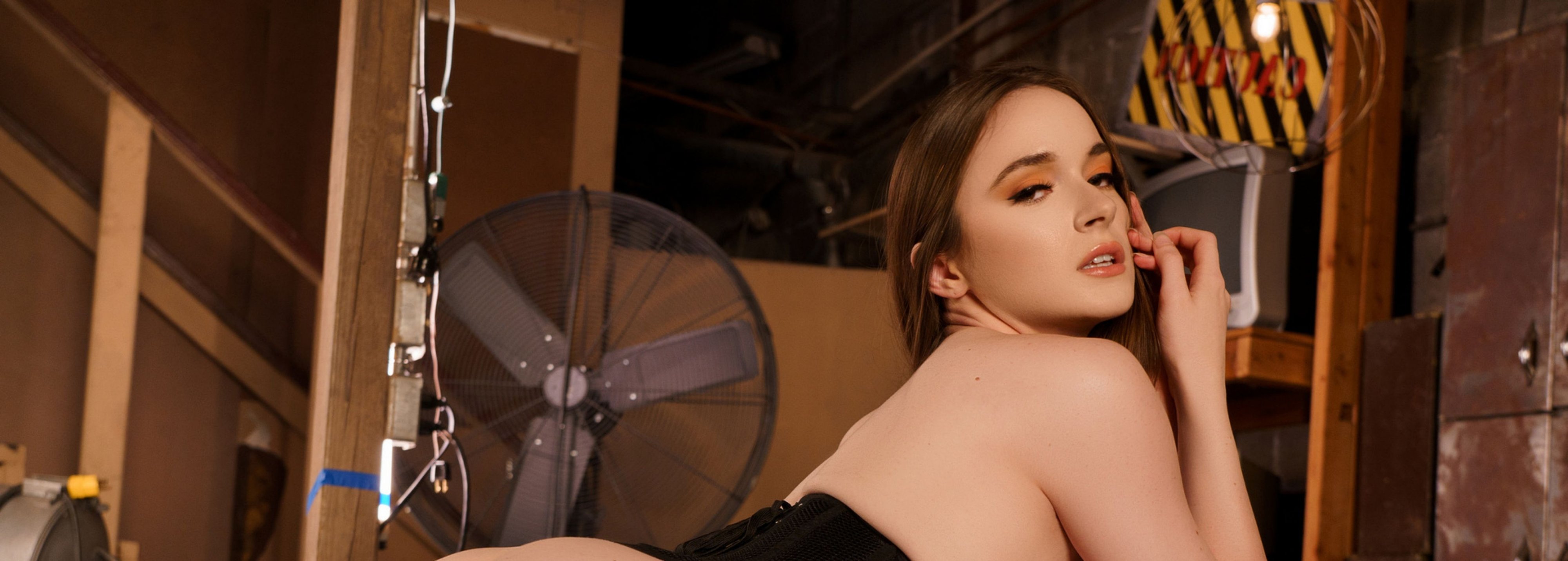 VR Porn star: Hazel Moore