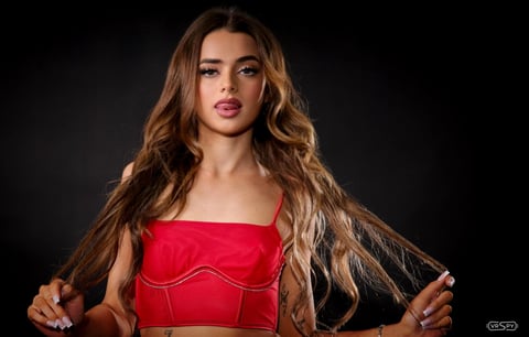VR Porn Star Photo: Nikki Nicole - 2